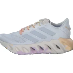 Damen adidas Klassische- & Business Schuhe<Switch Fwd 2, Schnürschuhe, Damen, FTWWHT/FTWWHT/IVORY