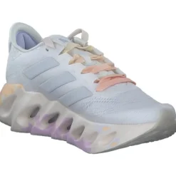 Damen adidas Klassische- & Business Schuhe<Switch Fwd 2, Schnürschuhe, Damen, FTWWHT/FTWWHT/IVORY